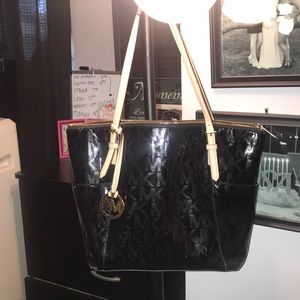 Black shiny MICHAEL KORS BAG